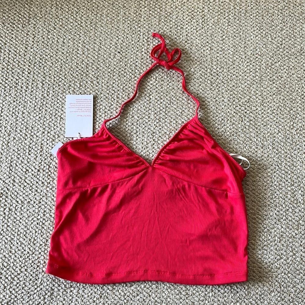 Aritzia halter top​​​​​​​​​​